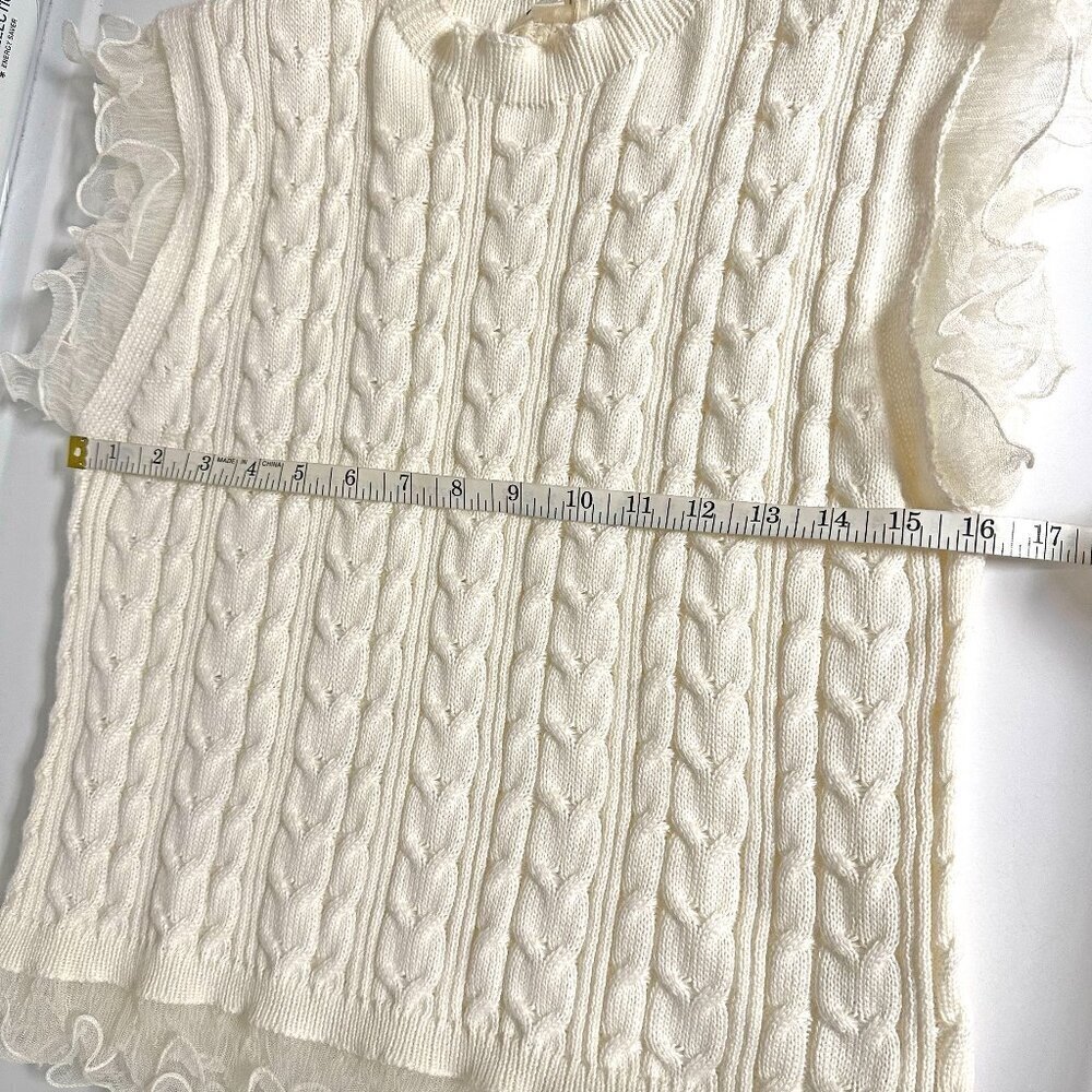 BiBi Contrast Cable Ruffle Sweater Tank - Picture 9 of 10